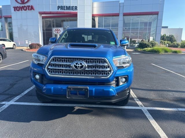 2017 Toyota Tacoma TRD Sport