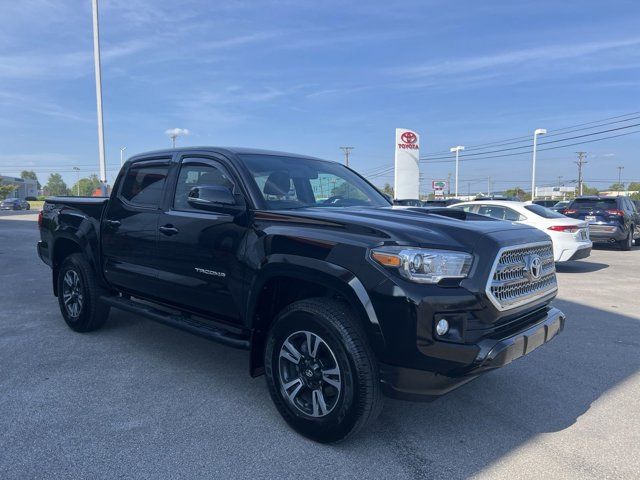 2017 Toyota Tacoma TRD Sport