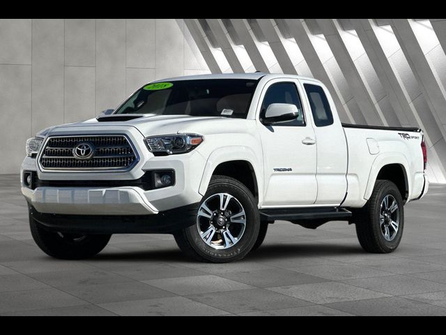 2017 Toyota Tacoma SR