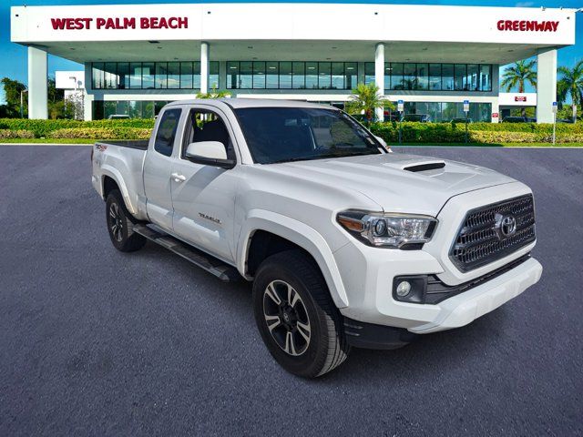 2017 Toyota Tacoma TRD Sport