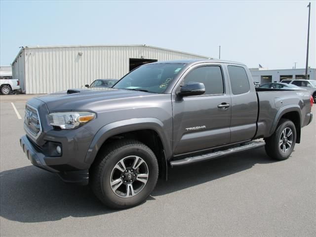 2017 Toyota Tacoma TRD Sport