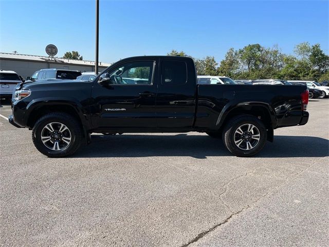 2017 Toyota Tacoma TRD Sport