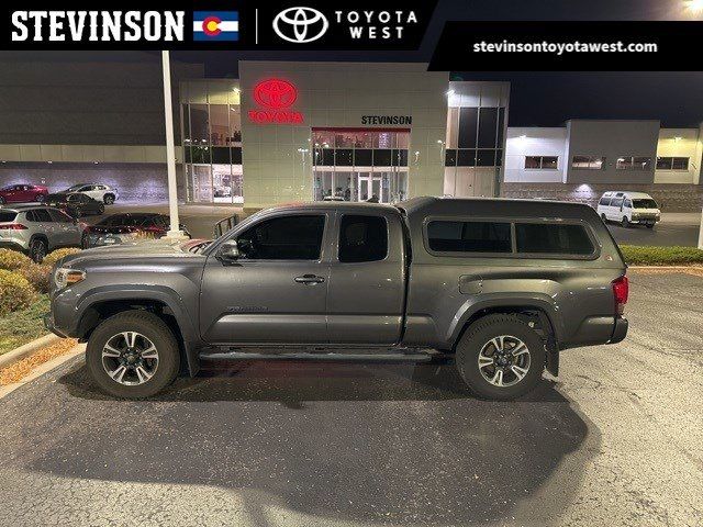 2017 Toyota Tacoma 