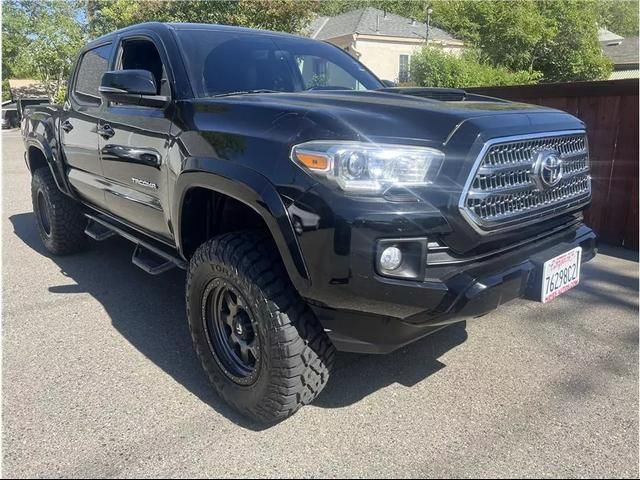 2017 Toyota Tacoma TRD Sport