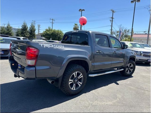 2017 Toyota Tacoma TRD Sport