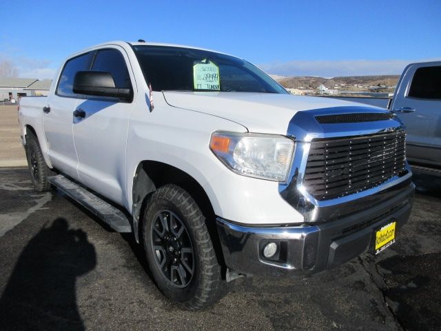 2017 Toyota Tundra SR5