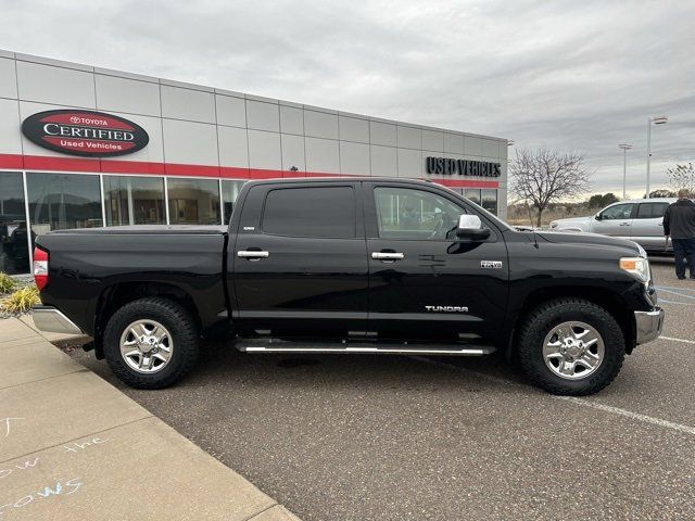 2017 Toyota Tundra SR5