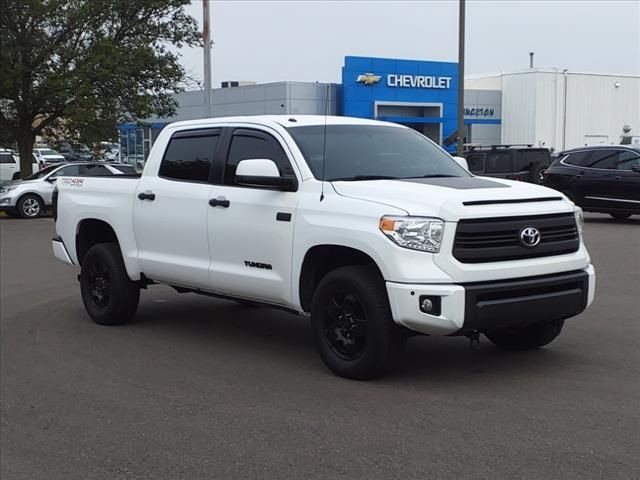 2017 Toyota Tundra SR5