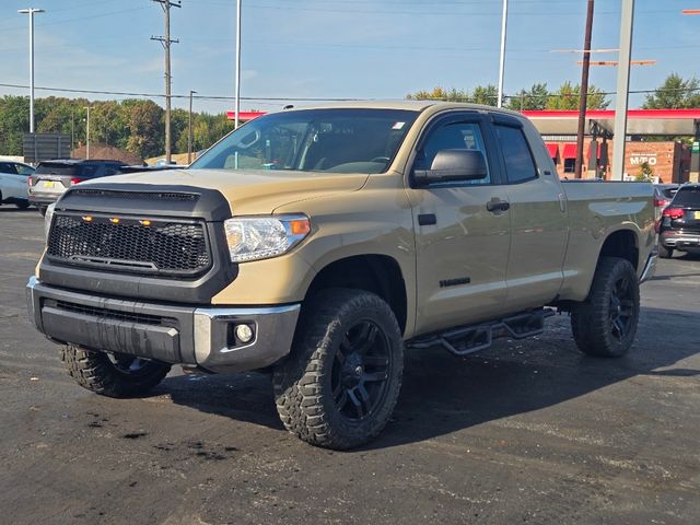 2017 Toyota Tundra SR5