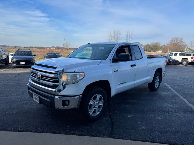 2017 Toyota Tundra SR5