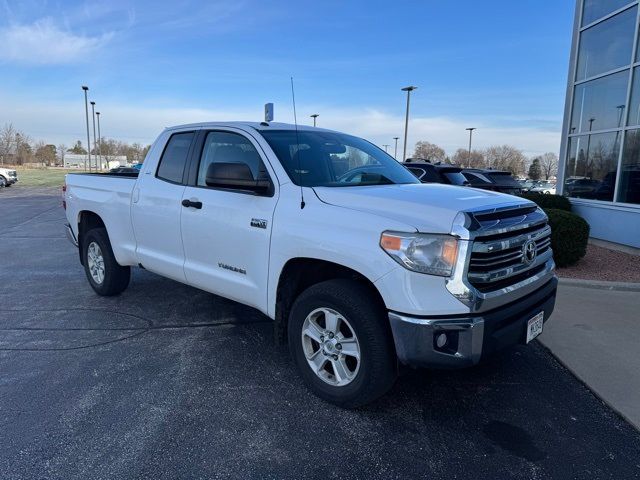 2017 Toyota Tundra SR5