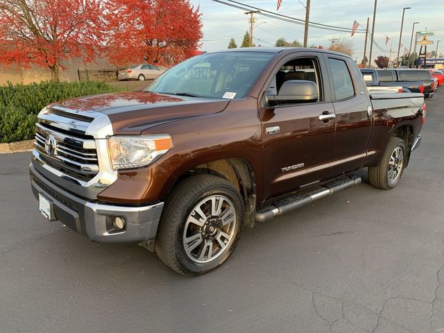 2017 Toyota Tundra SR5