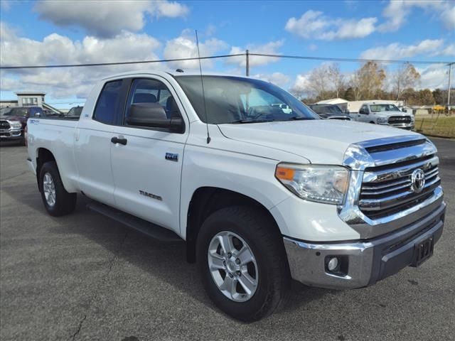 2017 Toyota Tundra SR5