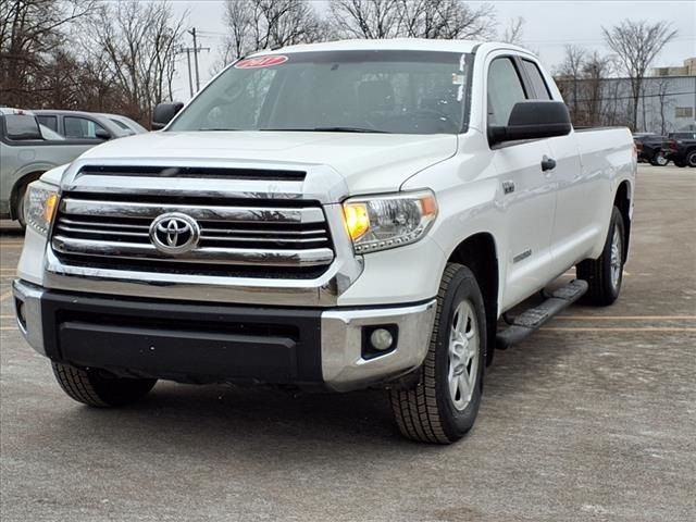 2017 Toyota Tundra SR5