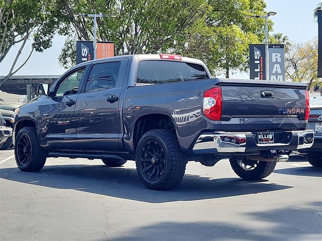 2017 Toyota Tundra SR5