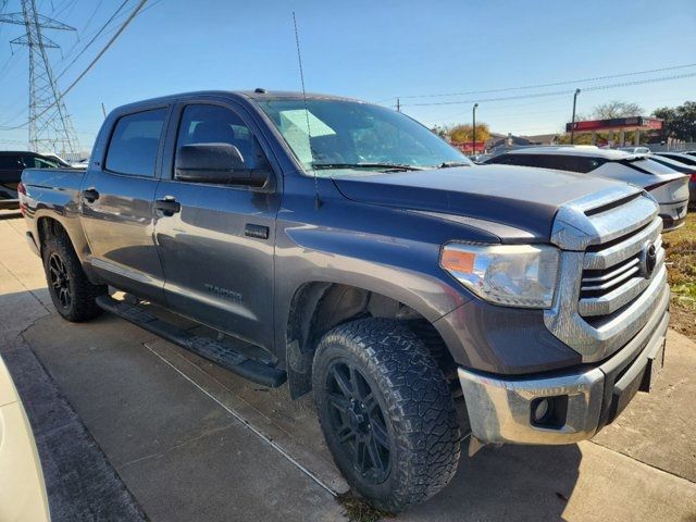 2017 Toyota Tundra SR5