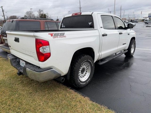 2017 Toyota Tundra SR5