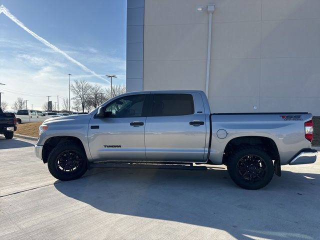 2017 Toyota Tundra SR5