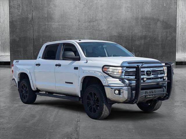 2017 Toyota Tundra SR5