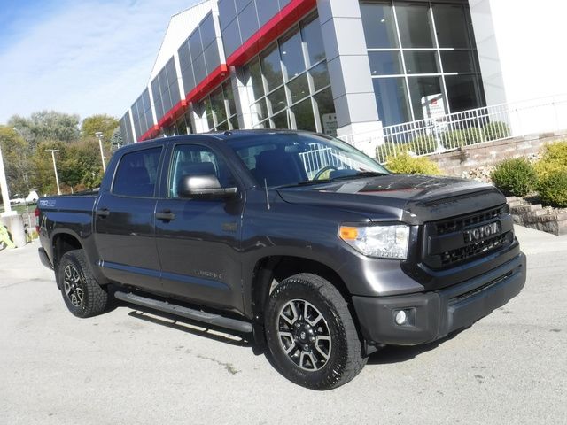 2017 Toyota Tundra SR5