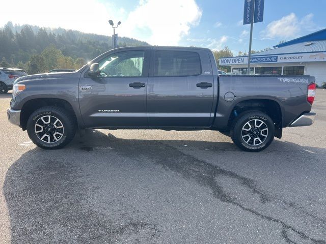 2017 Toyota Tundra SR5