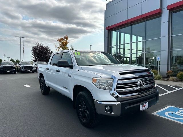 2017 Toyota Tundra SR5