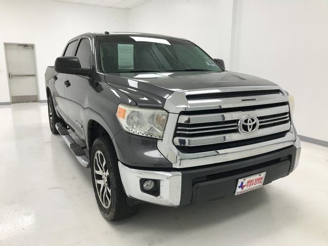 2017 Toyota Tundra SR5