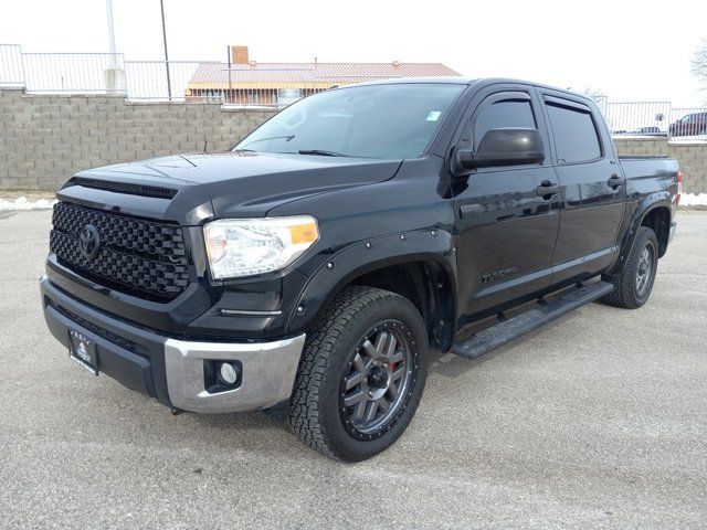 2017 Toyota Tundra SR5