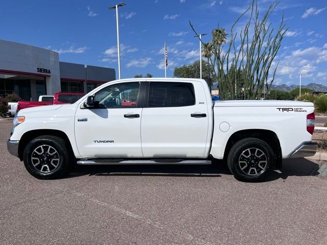 2017 Toyota Tundra SR5