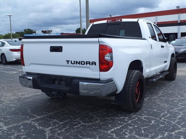 2017 Toyota Tundra SR5