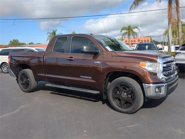 2017 Toyota Tundra SR5