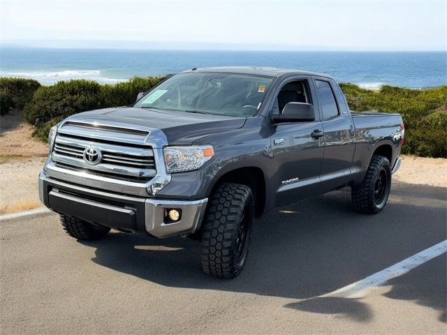 2017 Toyota Tundra SR5