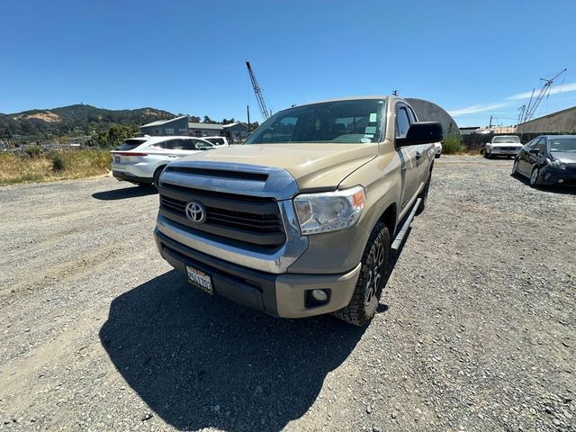 2017 Toyota Tundra SR5