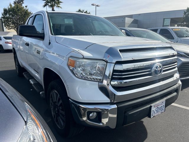 2017 Toyota Tundra SR5