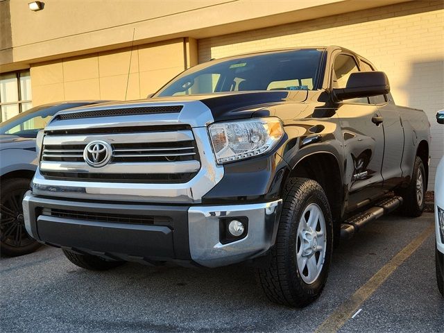 2017 Toyota Tundra SR5