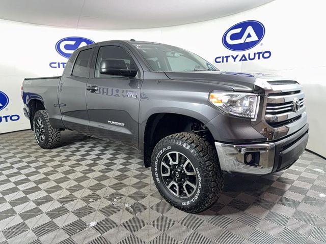 2017 Toyota Tundra SR5