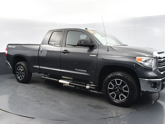 2017 Toyota Tundra SR5