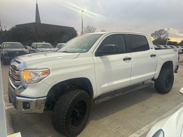 2017 Toyota Tundra SR5