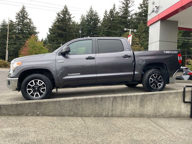 2017 Toyota Tundra SR5