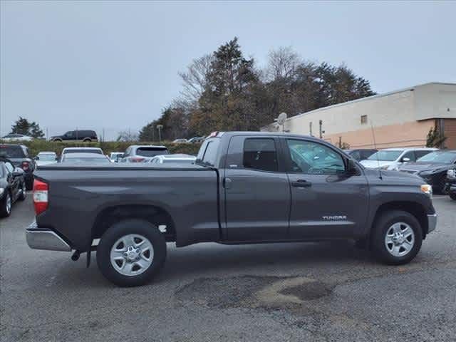 2017 Toyota Tundra SR5