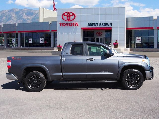 2017 Toyota Tundra SR5