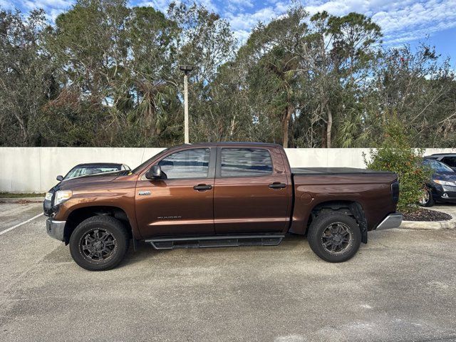 2017 Toyota Tundra SR5