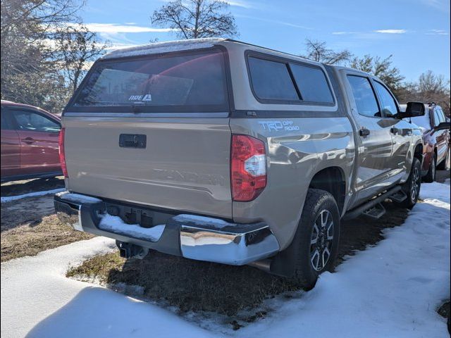 2017 Toyota Tundra SR5