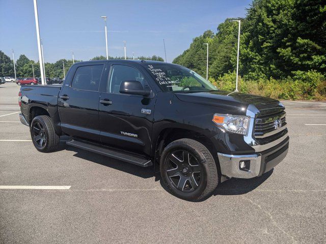 2017 Toyota Tundra SR5