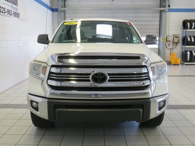 2017 Toyota Tundra SR5