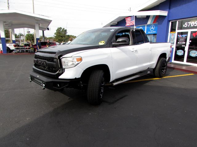 2017 Toyota Tundra SR5