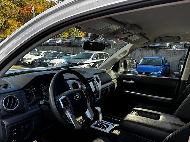 2017 Toyota Tundra SR5