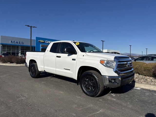 2017 Toyota Tundra SR