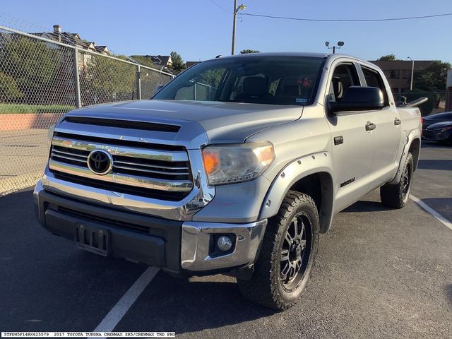 2017 Toyota Tundra SR5