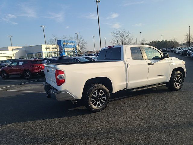 2017 Toyota Tundra SR5